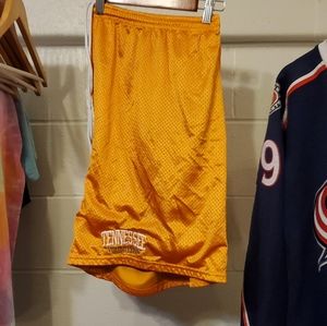 Size XL-Vintage Tenessee Mesh Basketball Shorts
